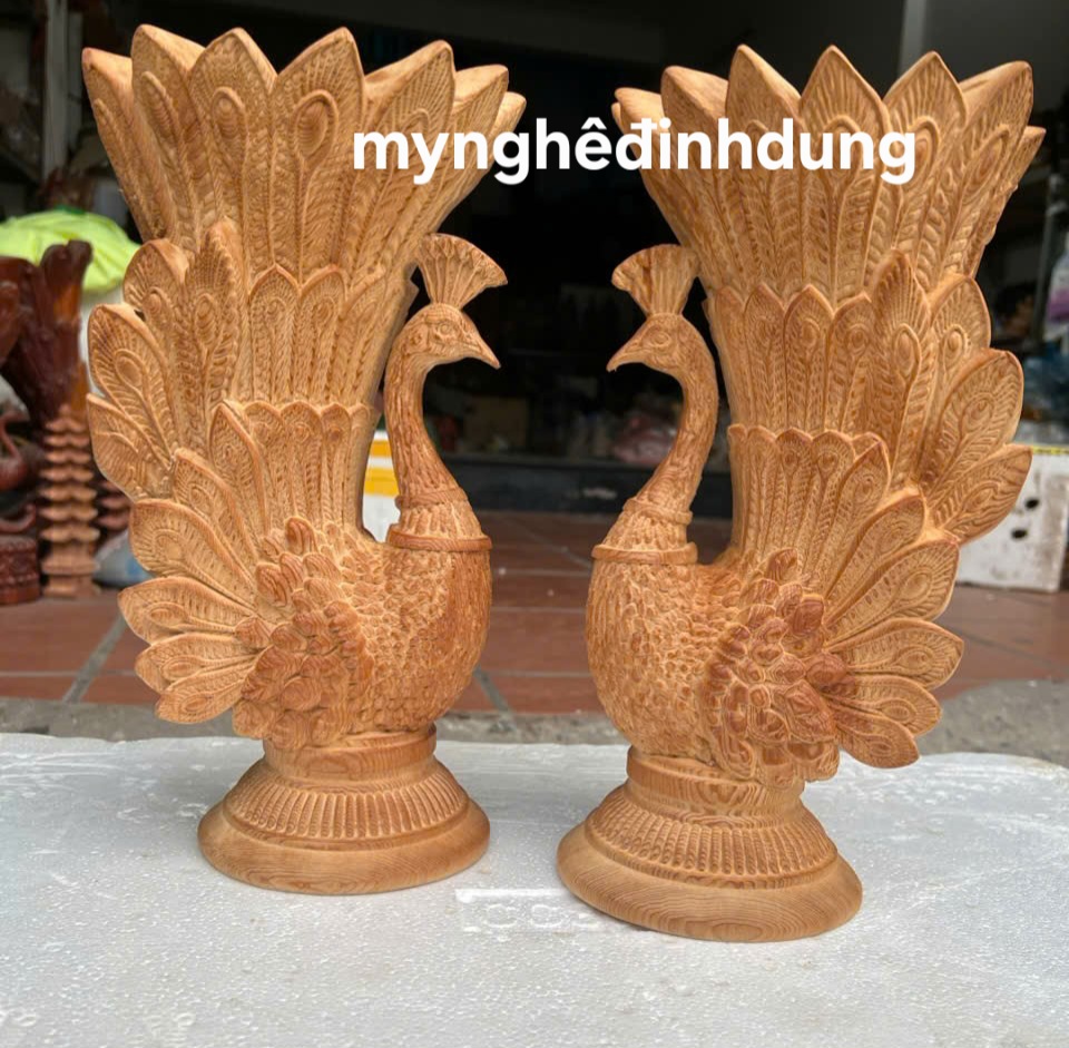 Cặp chim công cắm hoa bằng gỗ ngọc Am thơm nức cao 30x16x12cm