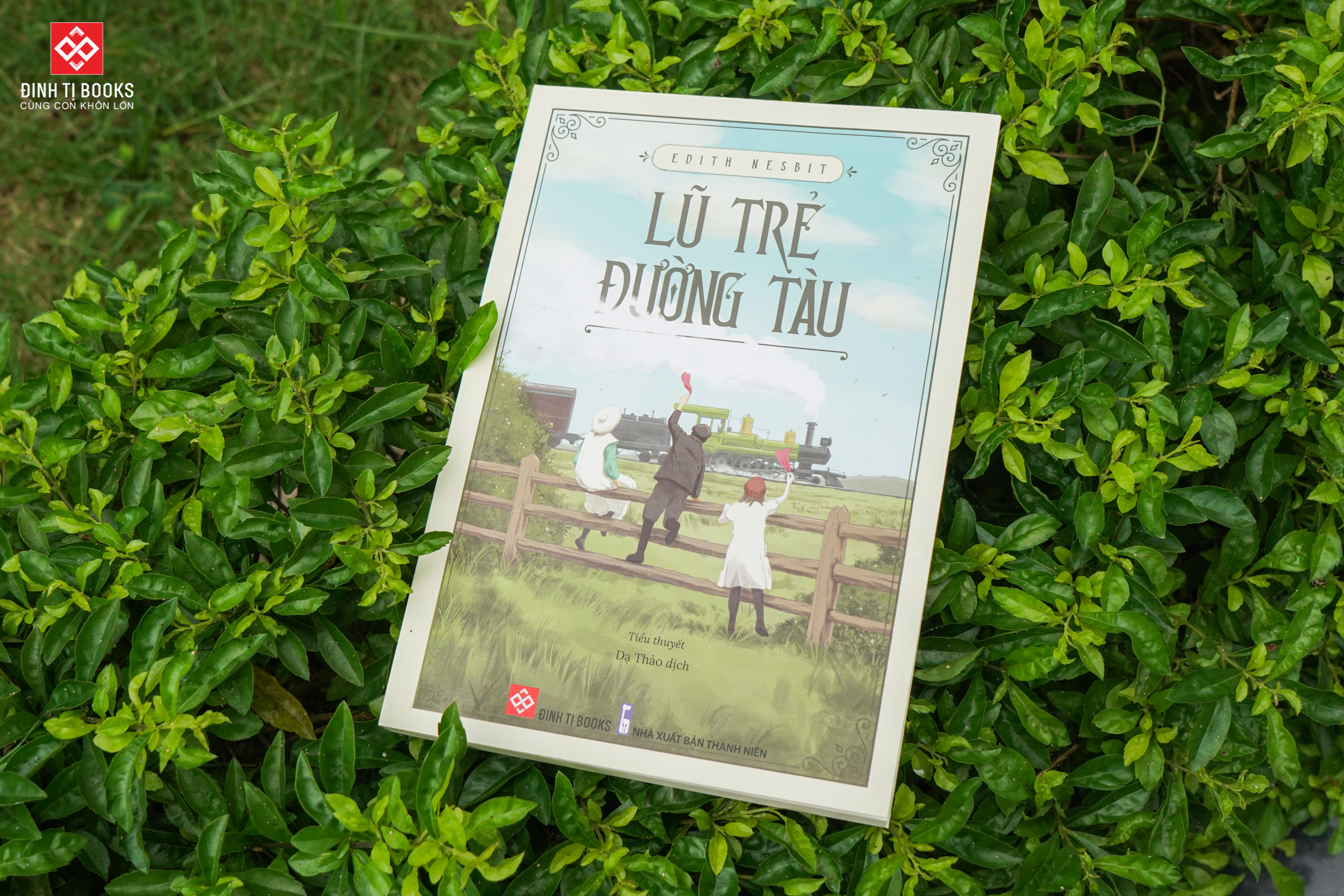 Sách - Lũ trẻ đường tàu Edith Nesbit - Đinh Tị Books