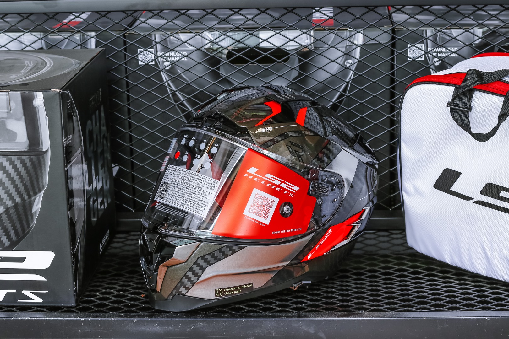MŨ BẢO HIỂM FULLFACE 2 KÍNH LS2 FF327 CHALLENGER CARBON - GARA20