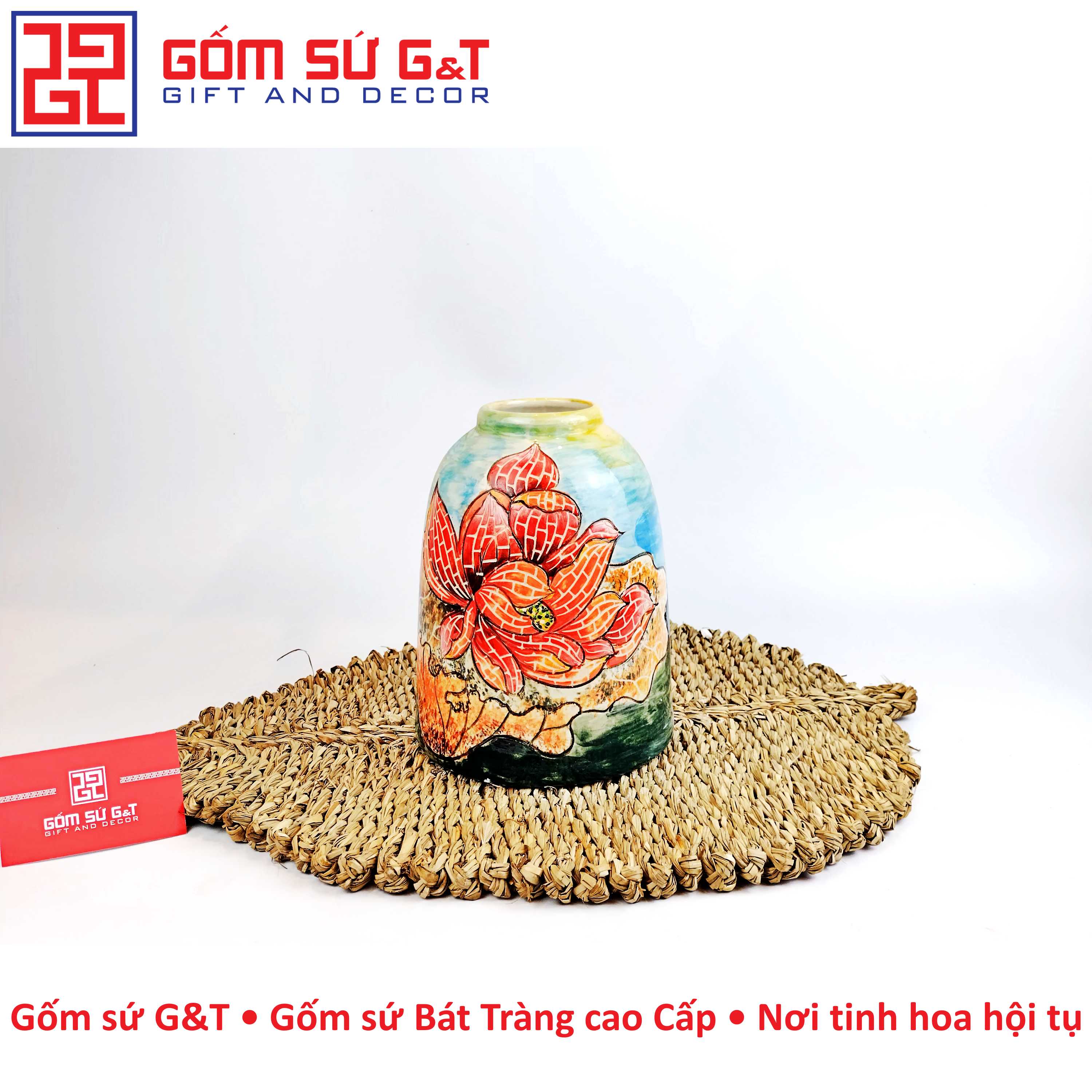 Lọ hoa chuông sen cầm Gốm Sứ G&T
