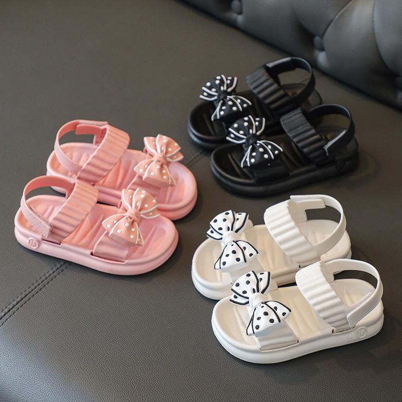 Giày sandal bé gái đi học nơ chấm bi siêu cute - Sandal cho bé đi chơi chống nước chống trơn - SE001 - Đen