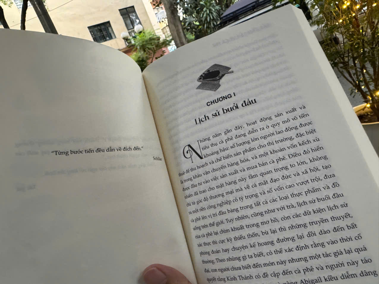 TẤT TẦN TẬT VỀ CÀ PHÊ – Josheph M. Walsh – Trương Hoàng Uyên Phương, Khuê Mộc Lang dịch – Lightbooks – NXB Phụ Nữ