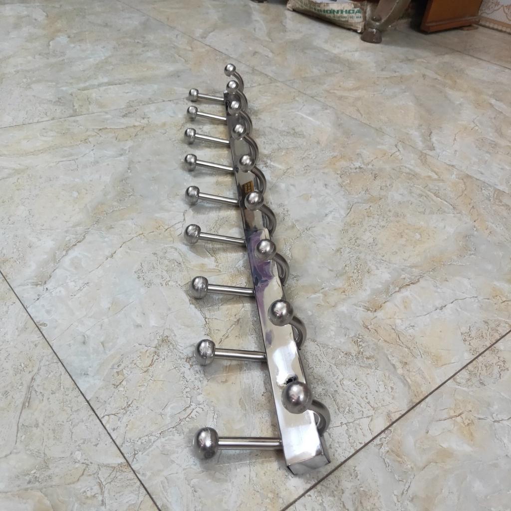 Thanh treo quần áo nhà tắm hoặc phòng ngủ Inox 9 móc dài 67 cm