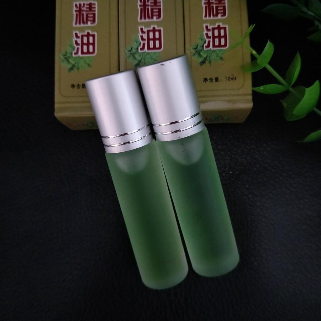 Tinh dầu ngải cứu dạng lăn 10 ml