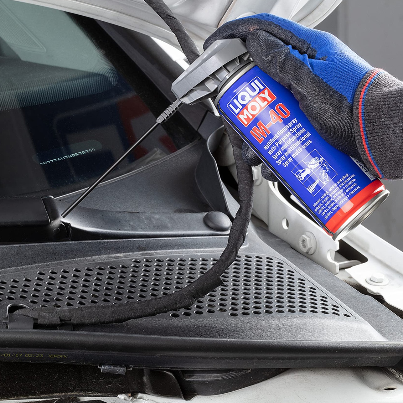 Dầu bôi trơn đa năng tẩy rỉ sét có vòi xịt Liqui Moly 3390 - Tháo ddàng bu lông, ốc vít, giảm ma sát chi tiết