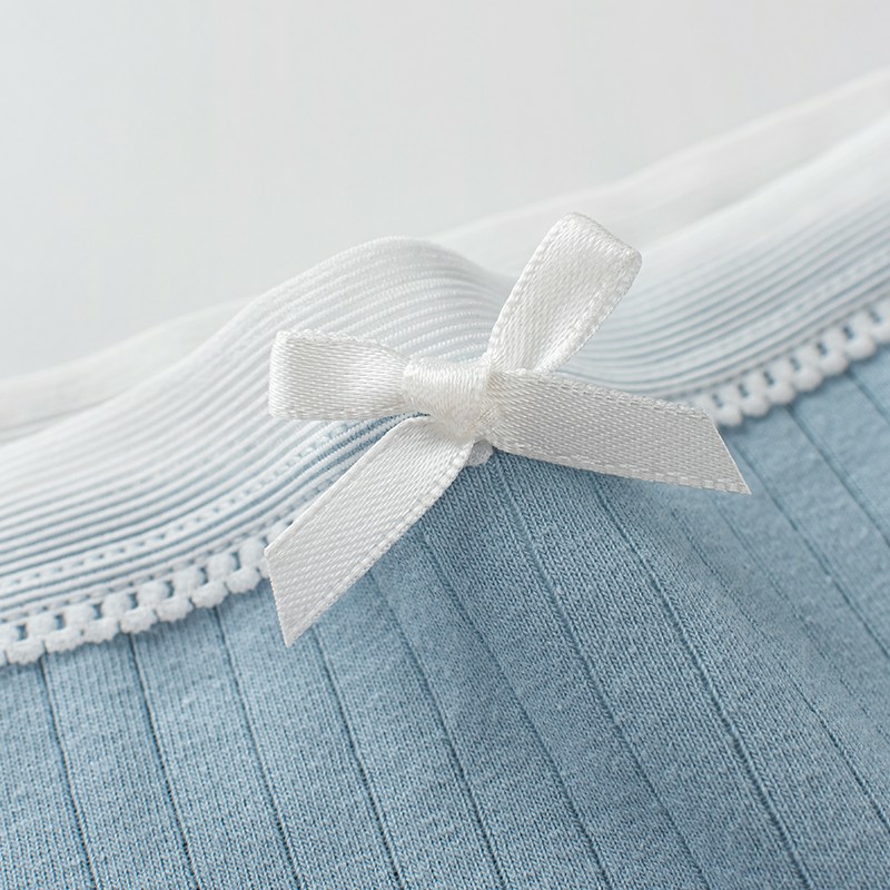 Quần cotton tăm màu trơn viền ren ôm mông cạp lưới đính nơ