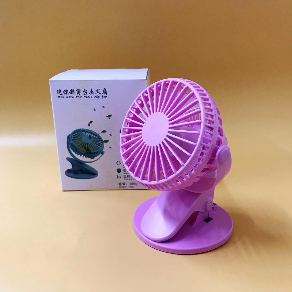 Quạt kẹp bàn có thể để bàn mini sử dụng pin sạc xoay 360 độ có 3 chế độ gió siêu mát chạy cực êm gắn nôi em bé