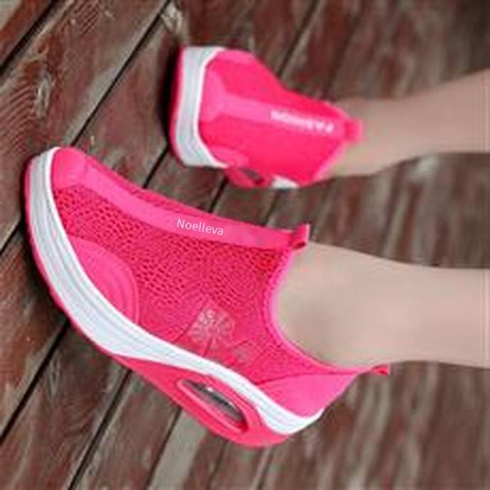 Giày nữ đặc biệt ins giày thủy triều kích thước lớn đảm bảo chất lượng giày thủy triều tăng khả năng chống mài mòn