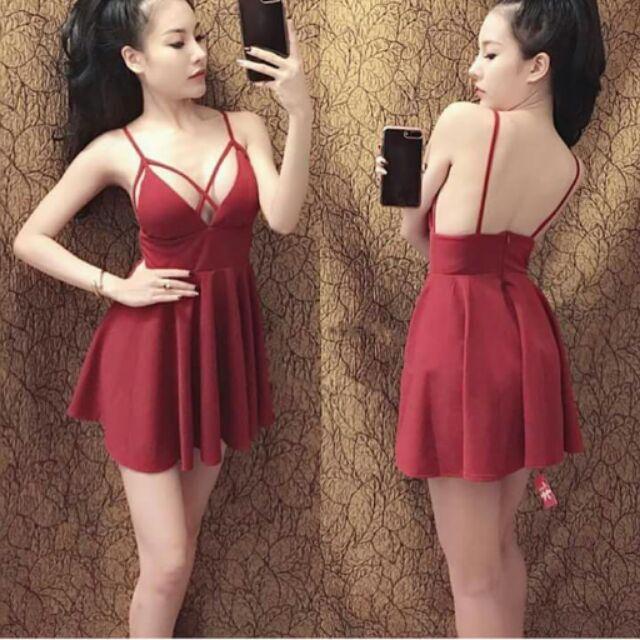 Đầm xòe hở ngực đan dây sexy