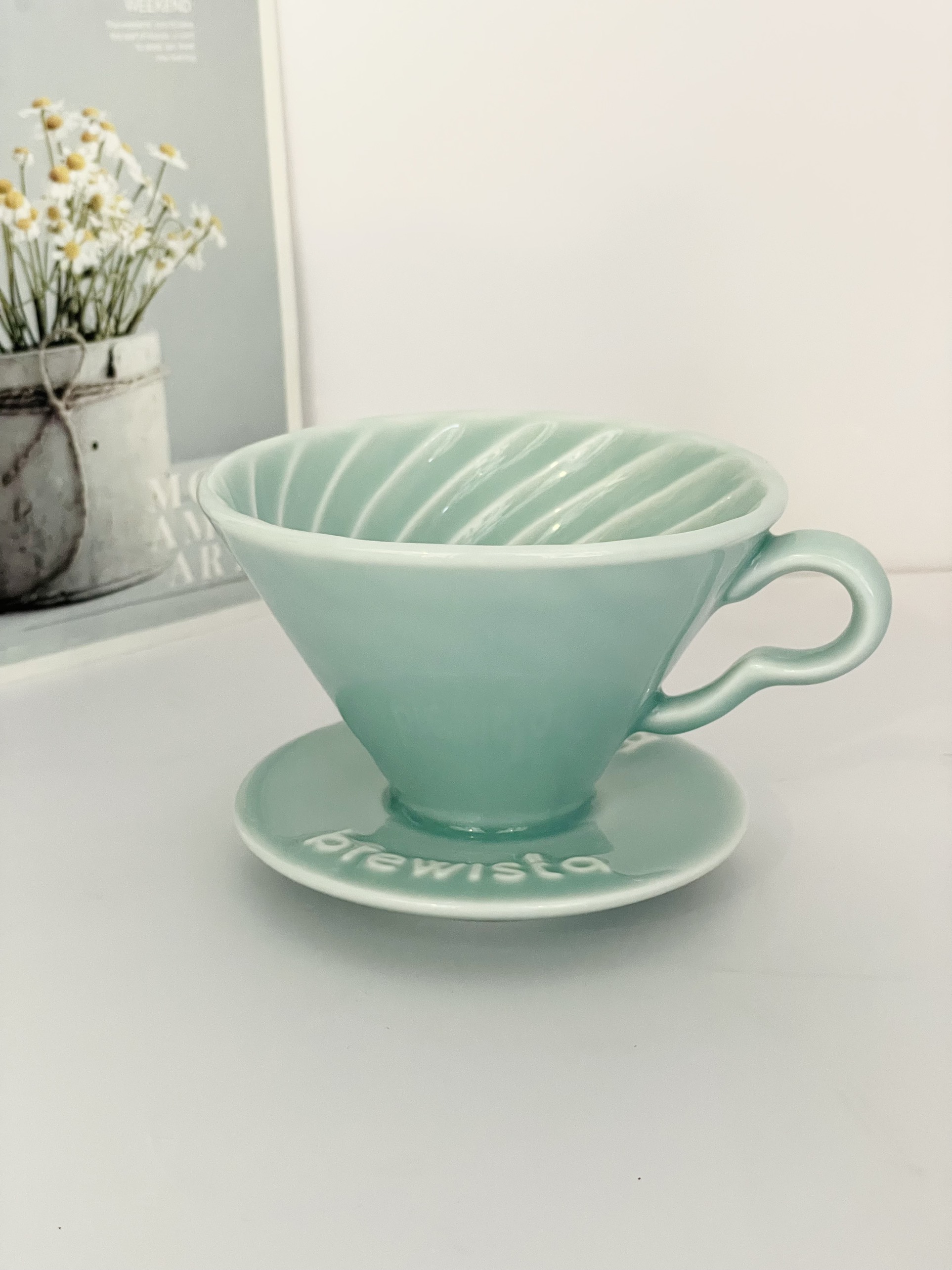 Phễu lọc cà phê V60 sứ cao cấp Brewista Dripper - Màu xanh ngọc
