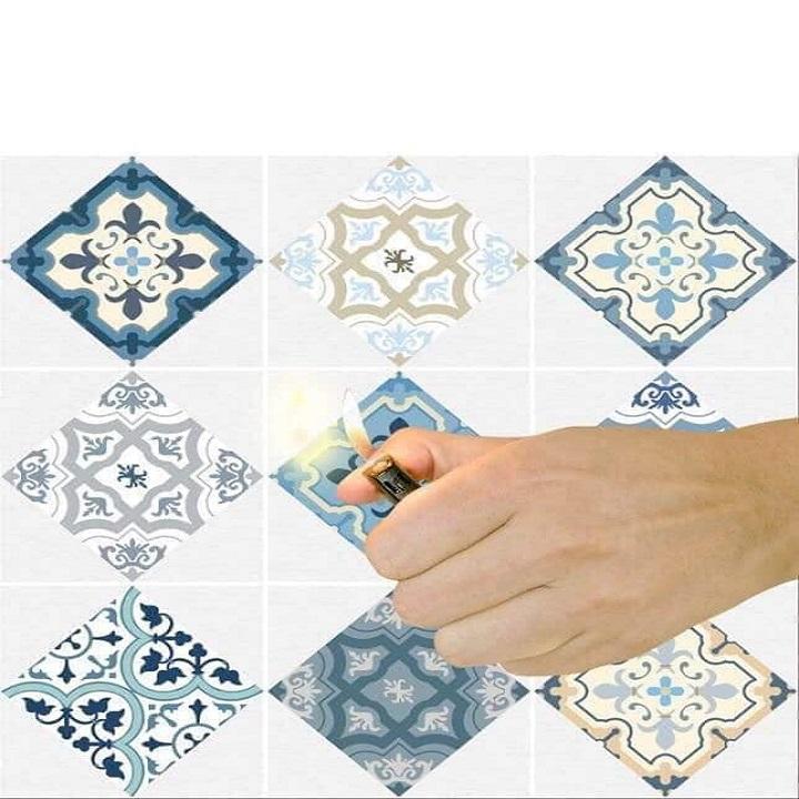 Tranh dán bếp chụi nhiệt mẫu mới dán bếp dán tường dán bàn ghế kích thước 60cm*300cm tặng kèm móc treo đồ đa năng Giao màu ngẫu nhiên - Hàng Chất Lượng