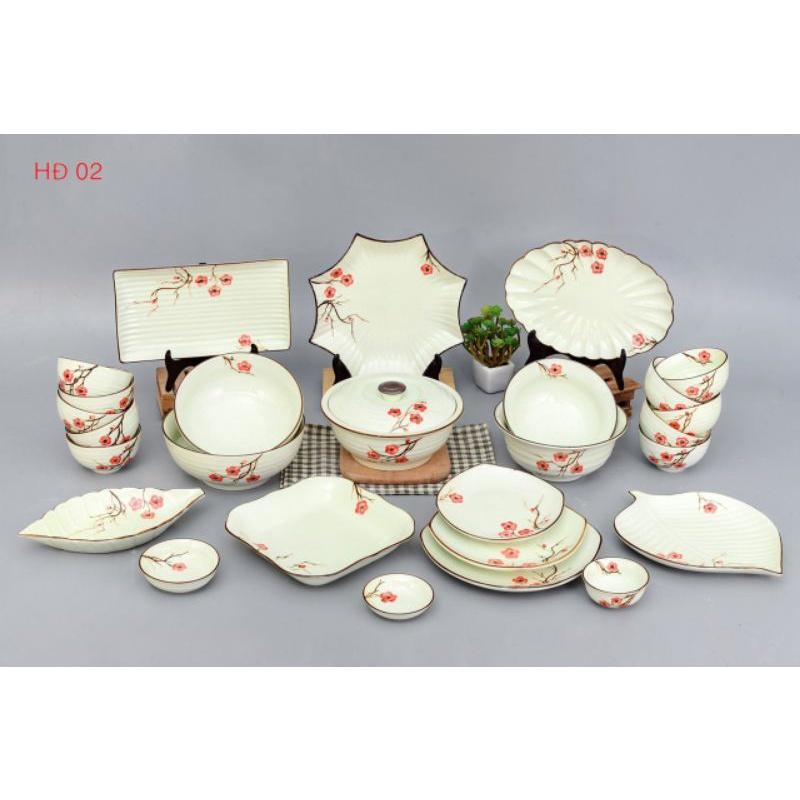 ️- Bộ đồ ăn sứ cao cấp Bát Tràng vẽ đào đỏ