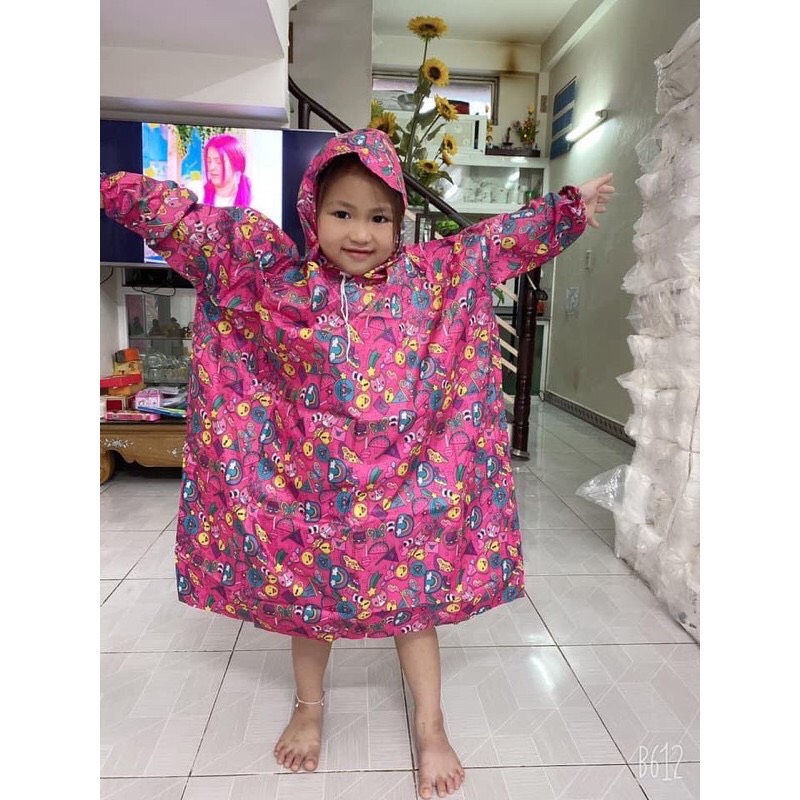 Áo mưa bít , áo đi mưa trùm kín cho các bé từ 7 - 10 tuổi , vải dù , chống thấm nước , họa tiết hoạt hình nhiều màu