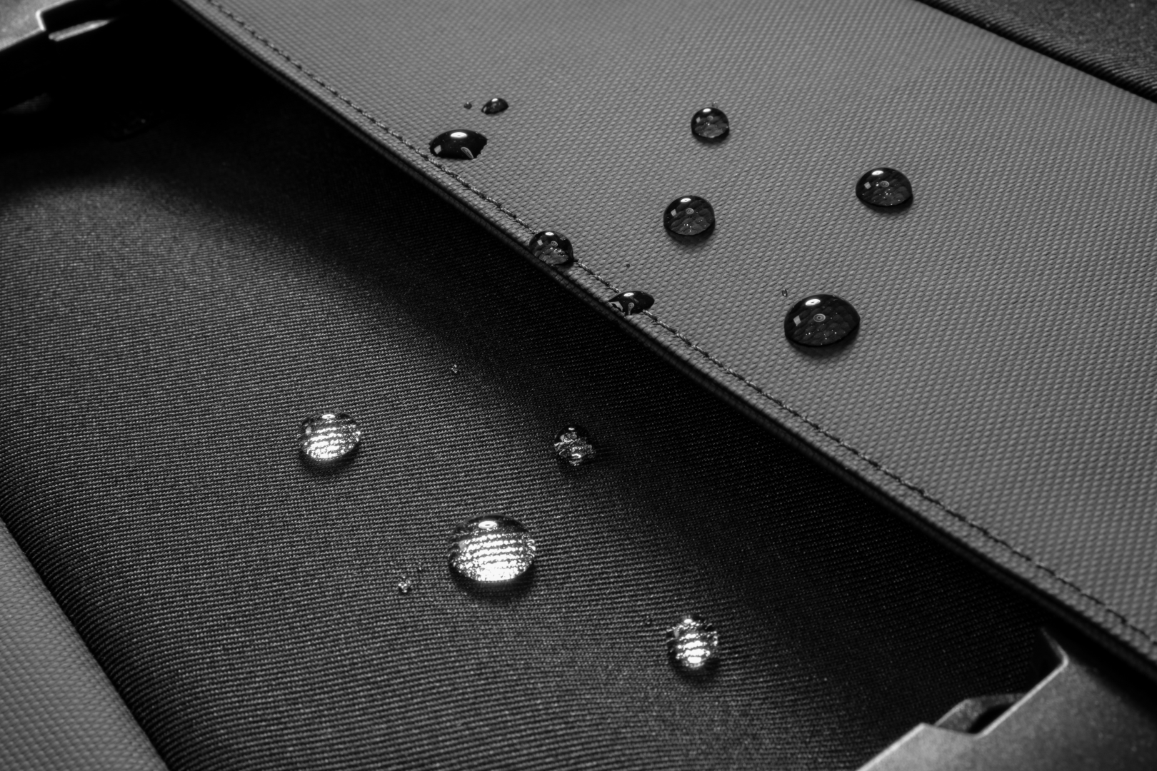 TÚI ĐEO CHÉO TOMTOC SLASH-T27 SHOULDER BAG METEORITE T27S1D1 - Hàng Chính Hãng