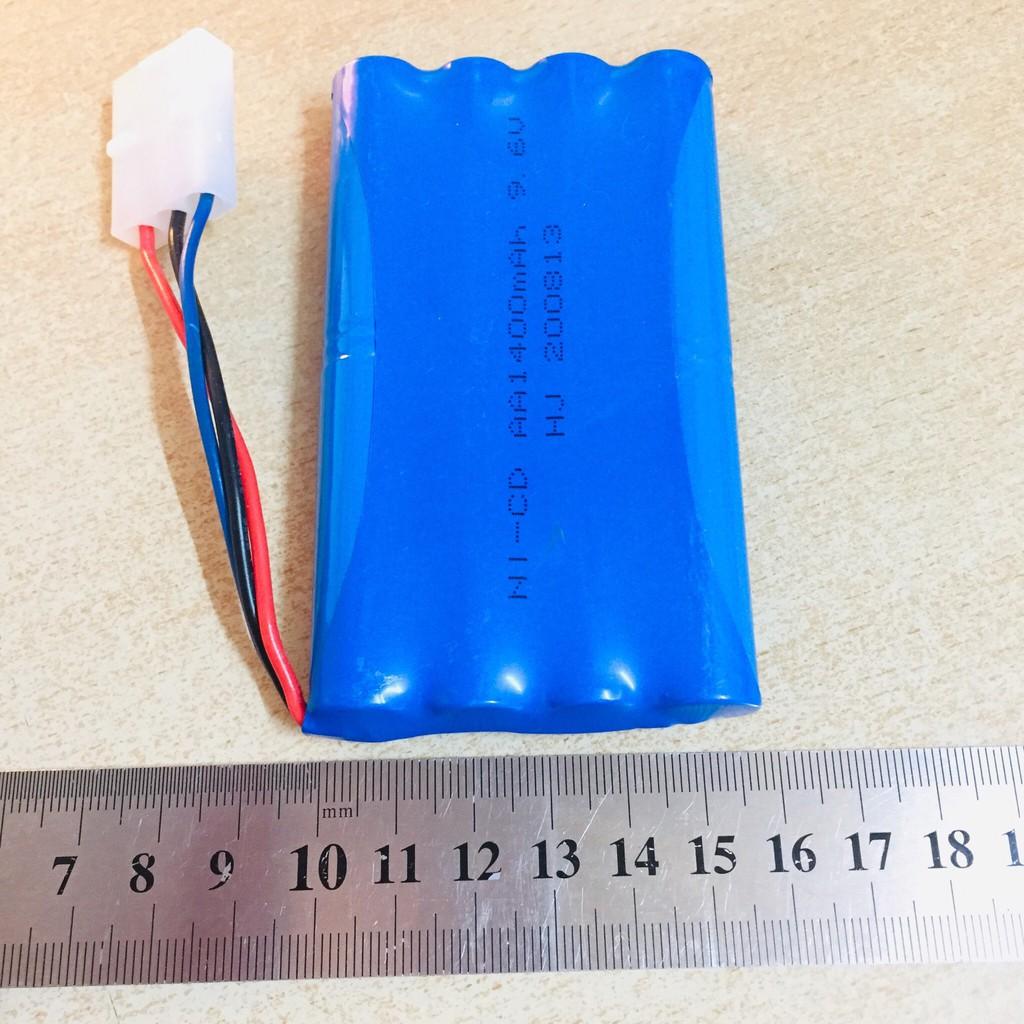 Pin sạc điện áp 9.6V dung lượng cao 1400mAh chân cắm trắng KET3P