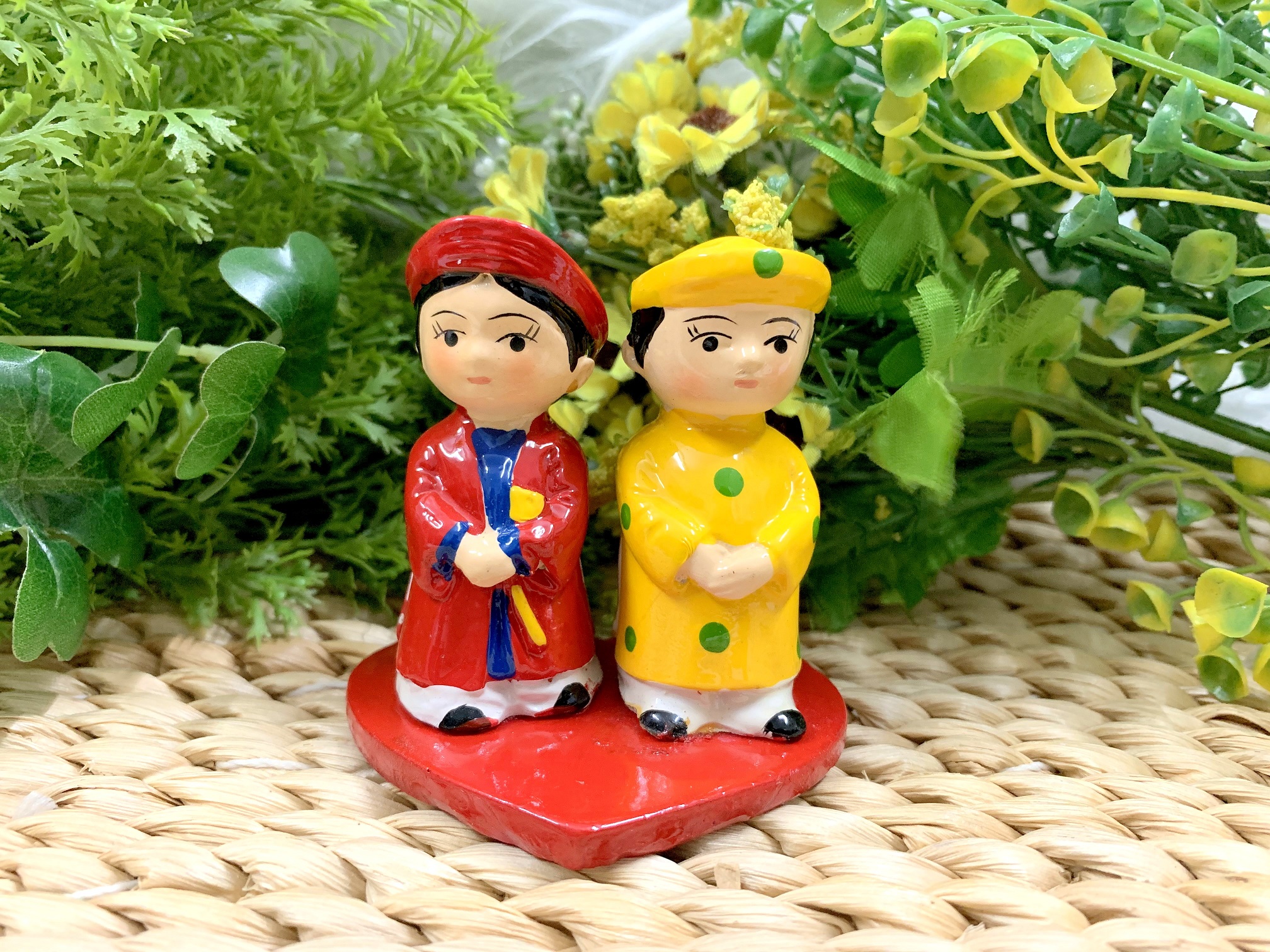 Tượng Cô Dâu Chú Rể Hạnh Phúc Trọn Vẹn