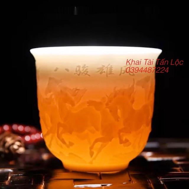Chén trà , ly trà sứ trắng Mã đáo thành công - Bát mã truy phong