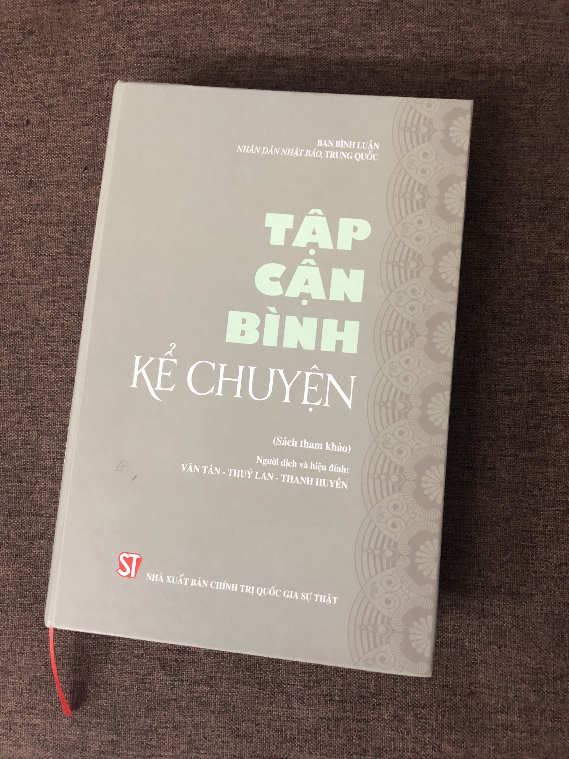 [BÌA CỨNG] TẬP CẬN BÌNH KỂ CHUYỆN - SÁCH THAM KHẢO