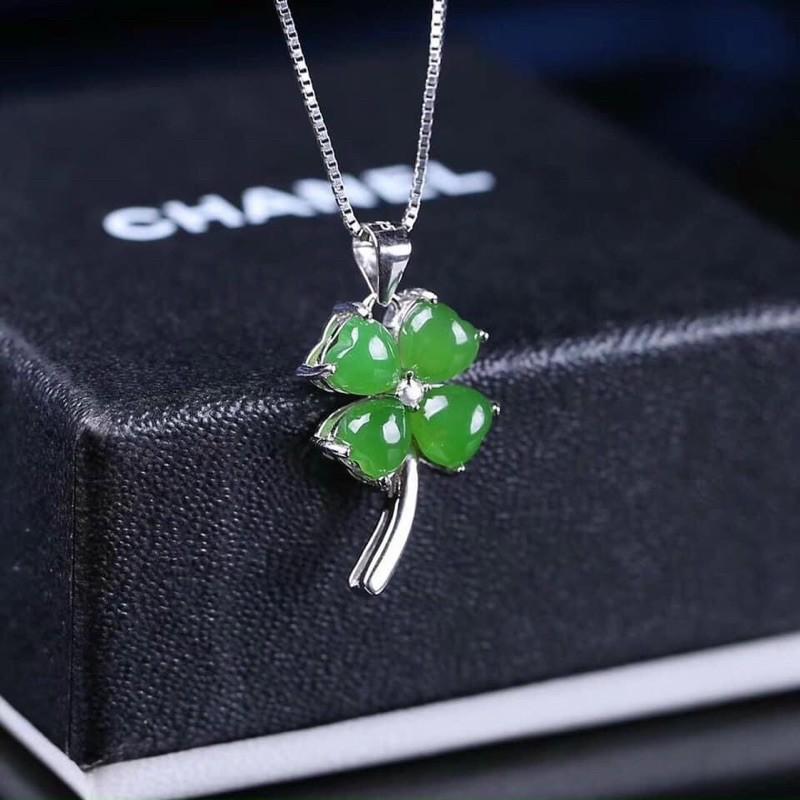 Mặt dây chuyền cỏ 4 lá ngọc Bích Bọc bạc