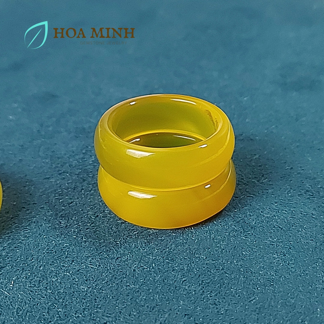 Nhẫn đá Mã Não vàng size lớn đường kính 19mm dày nhẫn 8.3 li phong cách nhẫn nam đĩnh đạc