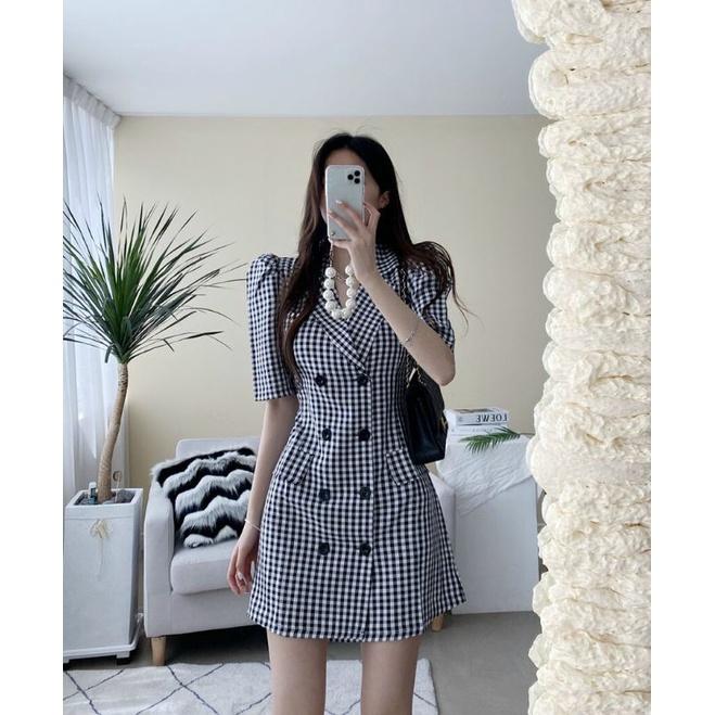 ĐẦM CARO CỔ VEST
