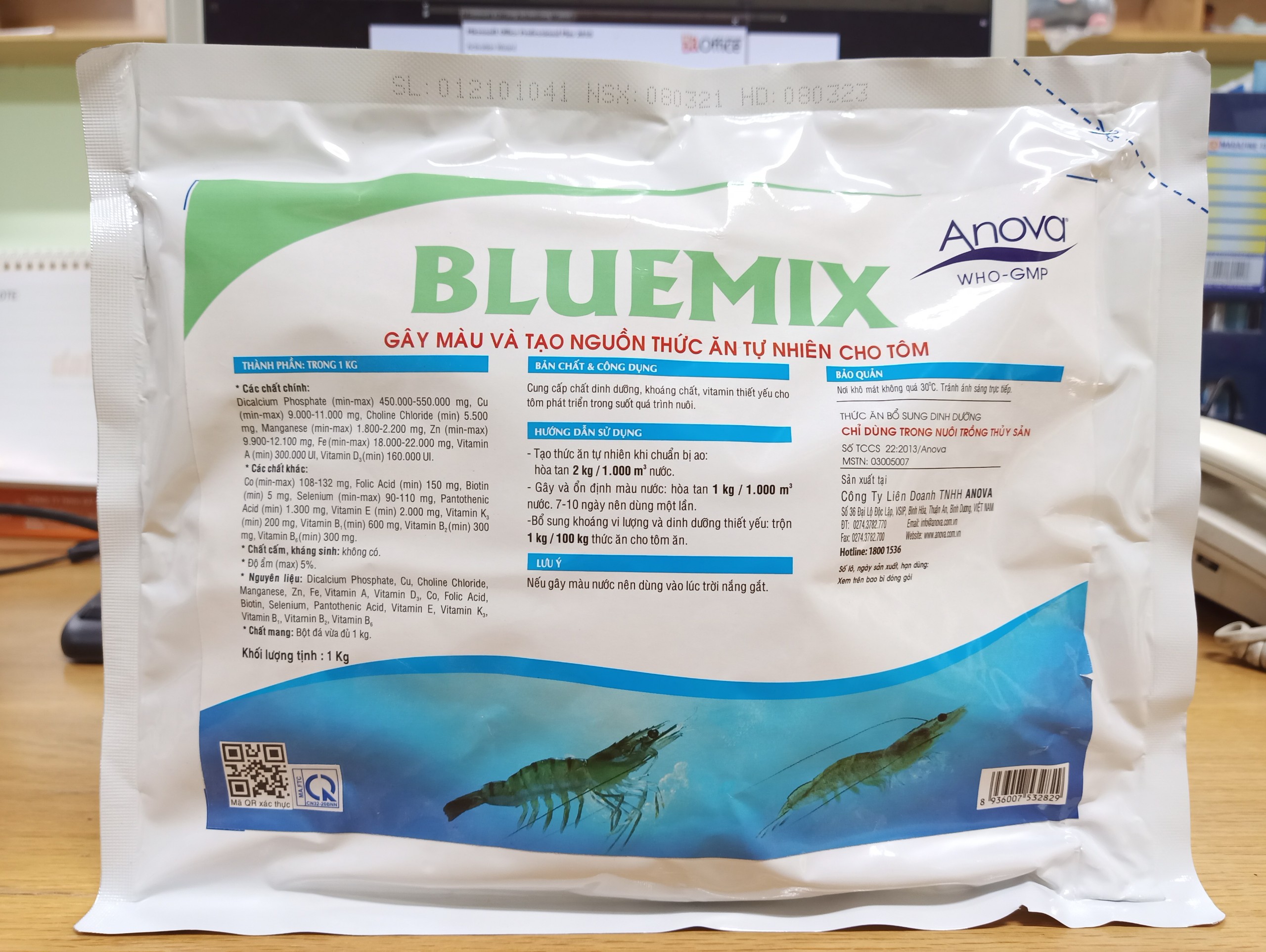 Bluemix – Gây màu Và Tạo Nguồn Thức Ăn Tự Nhiên Cho Tôm (Moina) - Gói 1kg