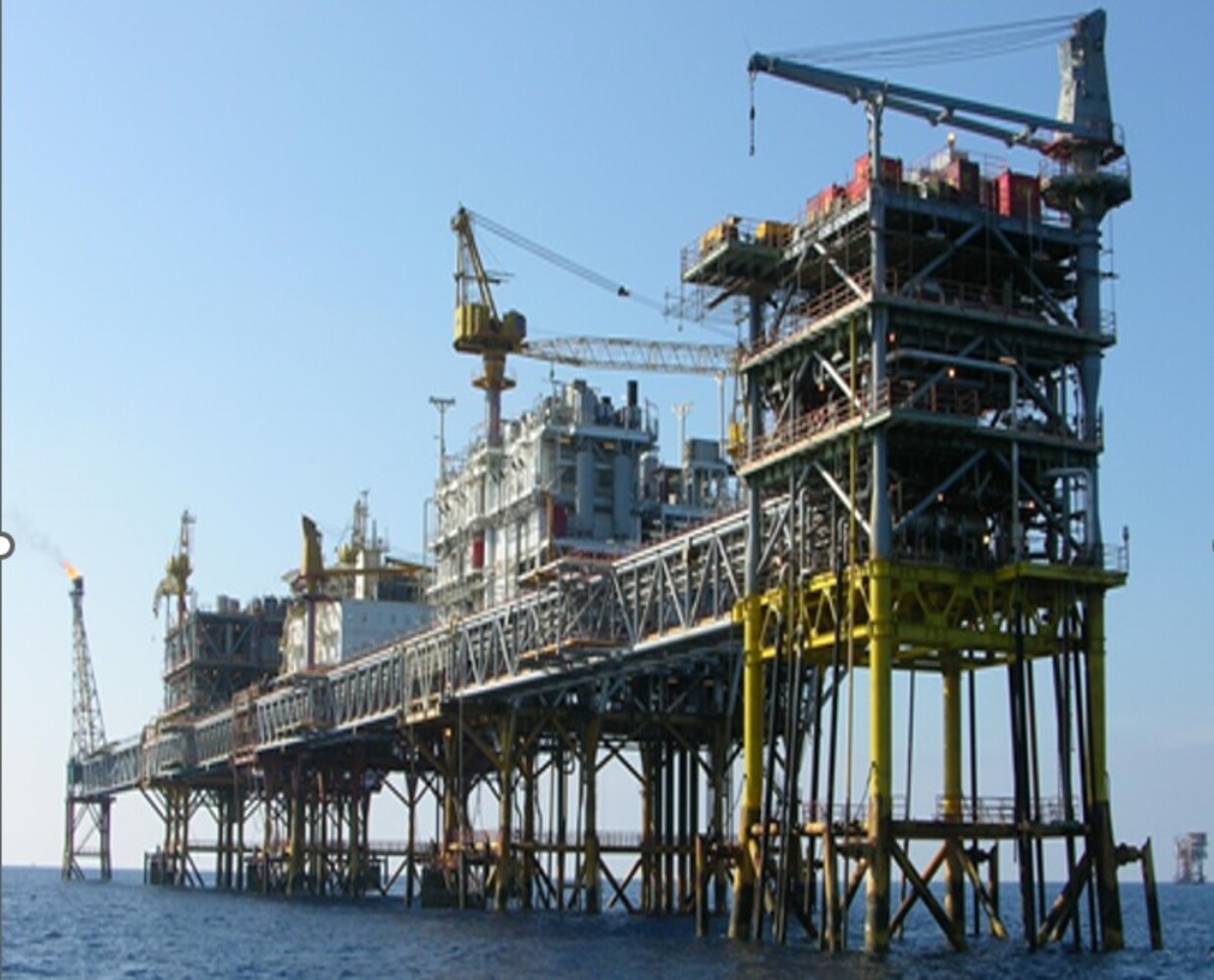 Siêu tẩy nhớt công nghiệp AVCOChem - Siêu Tiết Kiệm - DEG A-812 - Can 4 lít - Hàng Chính Hãng