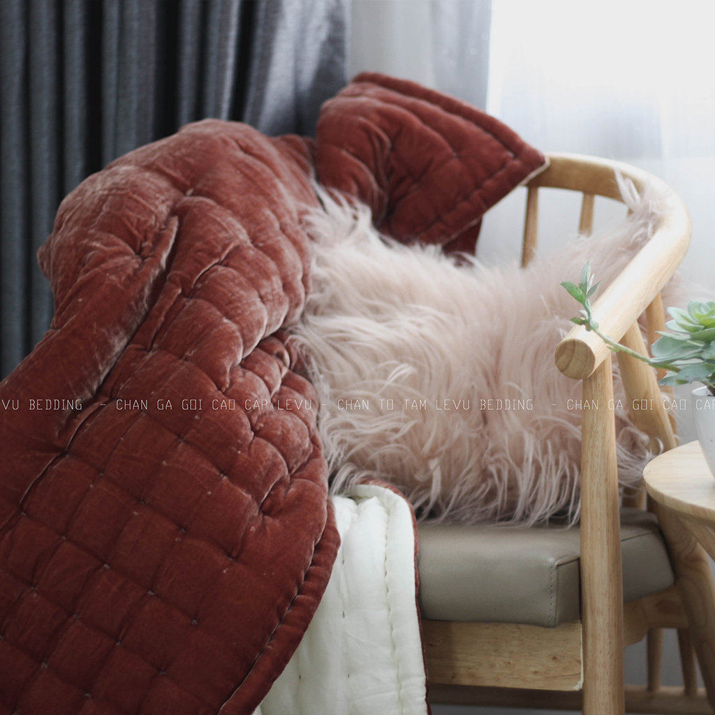 Chăn Nhung Lụa Chần Bông Điều Hòa Cao Cấp Dùng Bốn Mùa - Chăn Nhung Khâu Sa Hạt Màu Sangria I Silk Velvet Blanket.