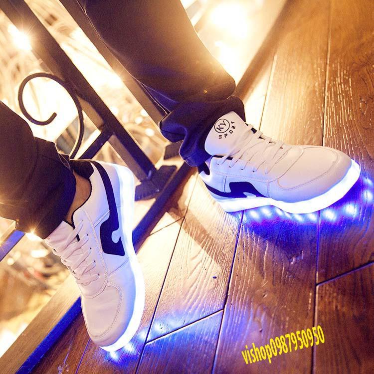 ( sẵn ) GIÀY PHÁT SÁNG ĐÈN LED - SÁNG  7 MÀU VẠCH CONG