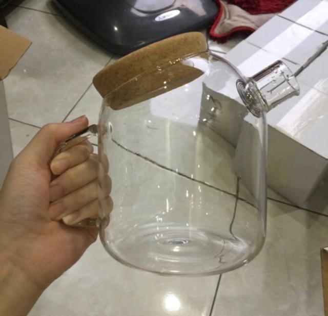 Bình Nước Thủy Tinh Chịu Nhiệt Nắp Nghiêng 1000ML