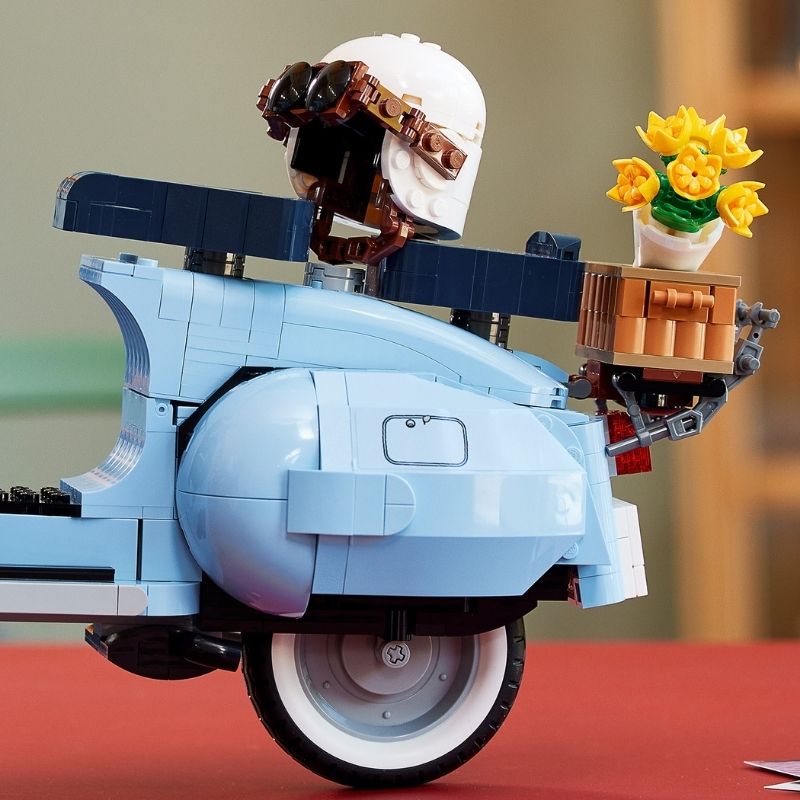 Đồ Chơi LEGO ADULTS Xe Vespa Cổ 10298 (1106 chi tiết)