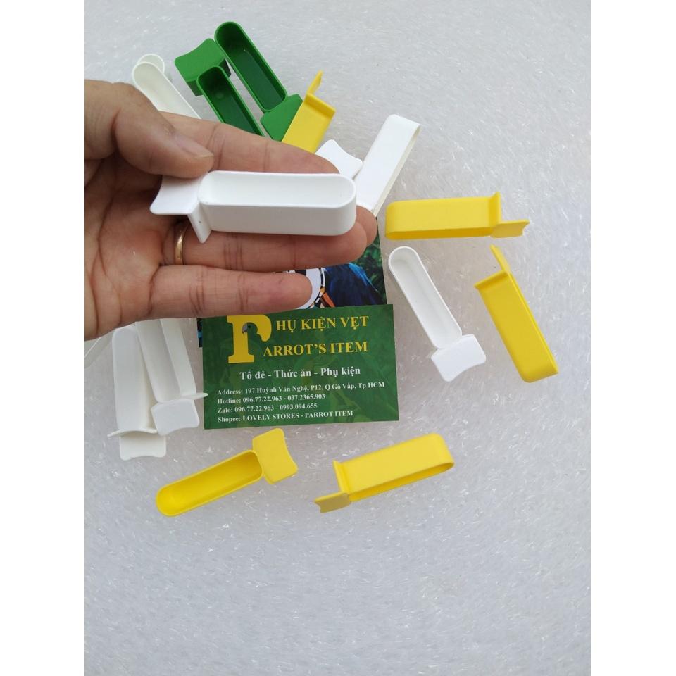 [Ảnh thật] 1 CÓNG DẸT ĐỰNG KHOÁNG, VITAMIN (NHỎ) CHO CHIM CẢNH, VẸT, YẾN PHỤNG