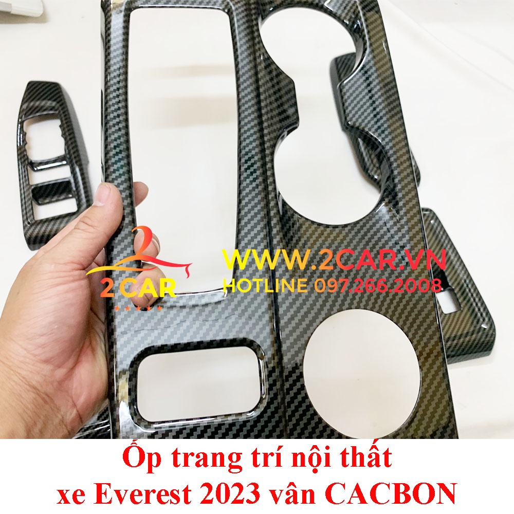 Ốp nội thất vân Carbon xe Ford Everest , Ranger 2022, 2023 hàng nhựa CACBON cao cấp dành cho bản 1 cầu