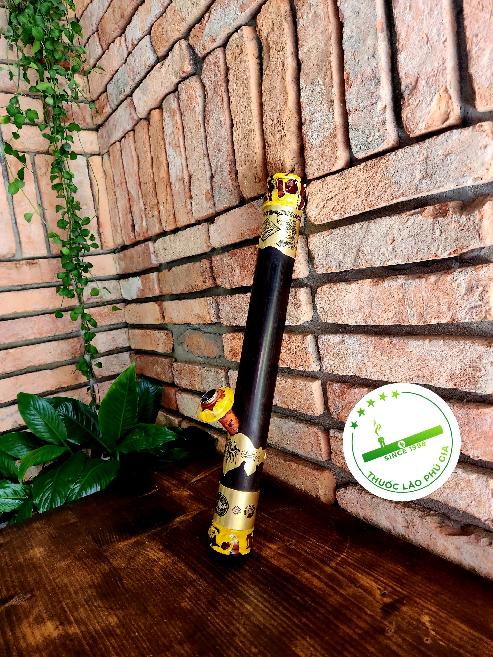 Điếu cày mini du lịch trúc rút loại full ngọc VIP - Tặng kèm 1 gói thuốc đồng tôm mộc loại đậm say hảo hạng
