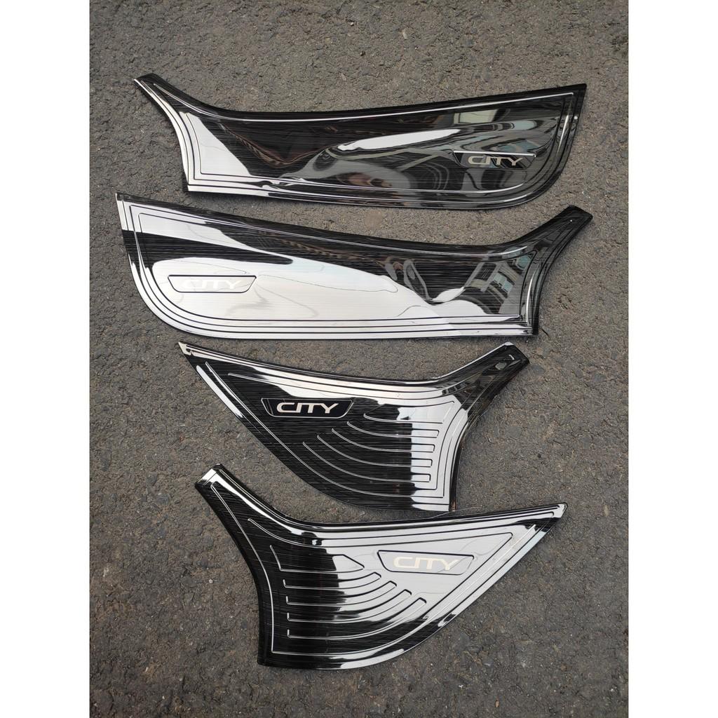 Bộ 4 ốp tapli cánh cửa xe Honda City đời 2014 đến 2019 2020 mẫu TITAN .