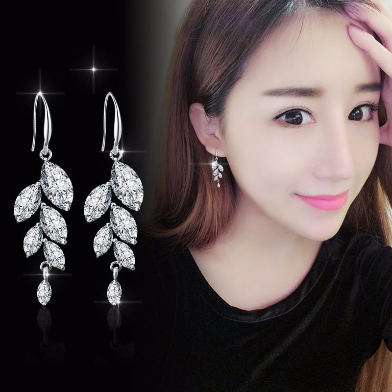 Khuyên tai nữ bạc cành lá tinh tế