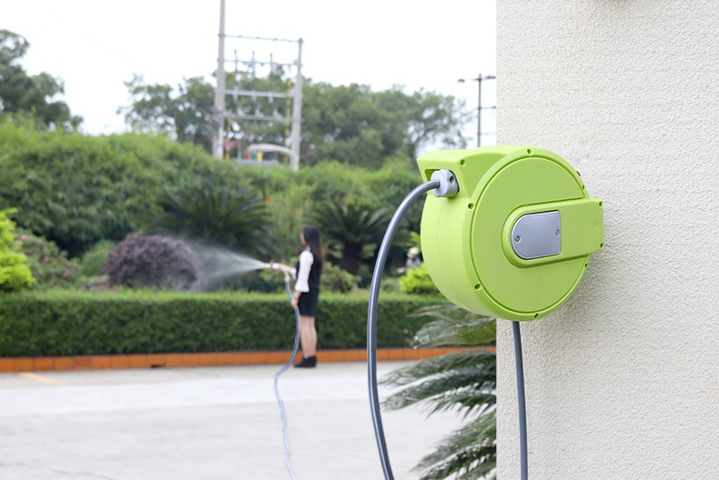 Bộ vòi tưới cây tự động thu cuộn ống NAW-A10