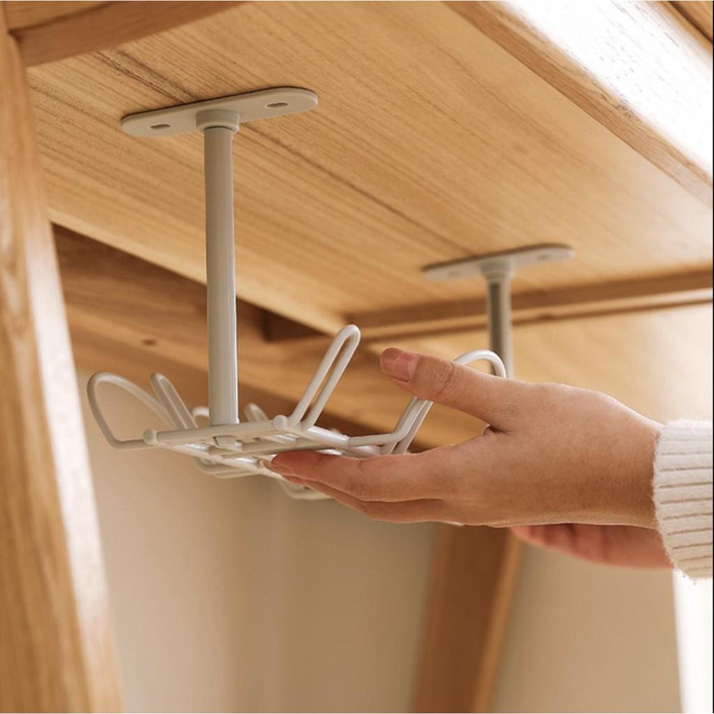 Giá đỡ dưới bàn ăn nhà bếp