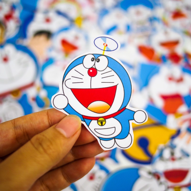 Hộp 100 Sticker hình dán Doraemon dán Laptop, Vali, Mũ bảo hiểm, Điện thoại, Xe máy