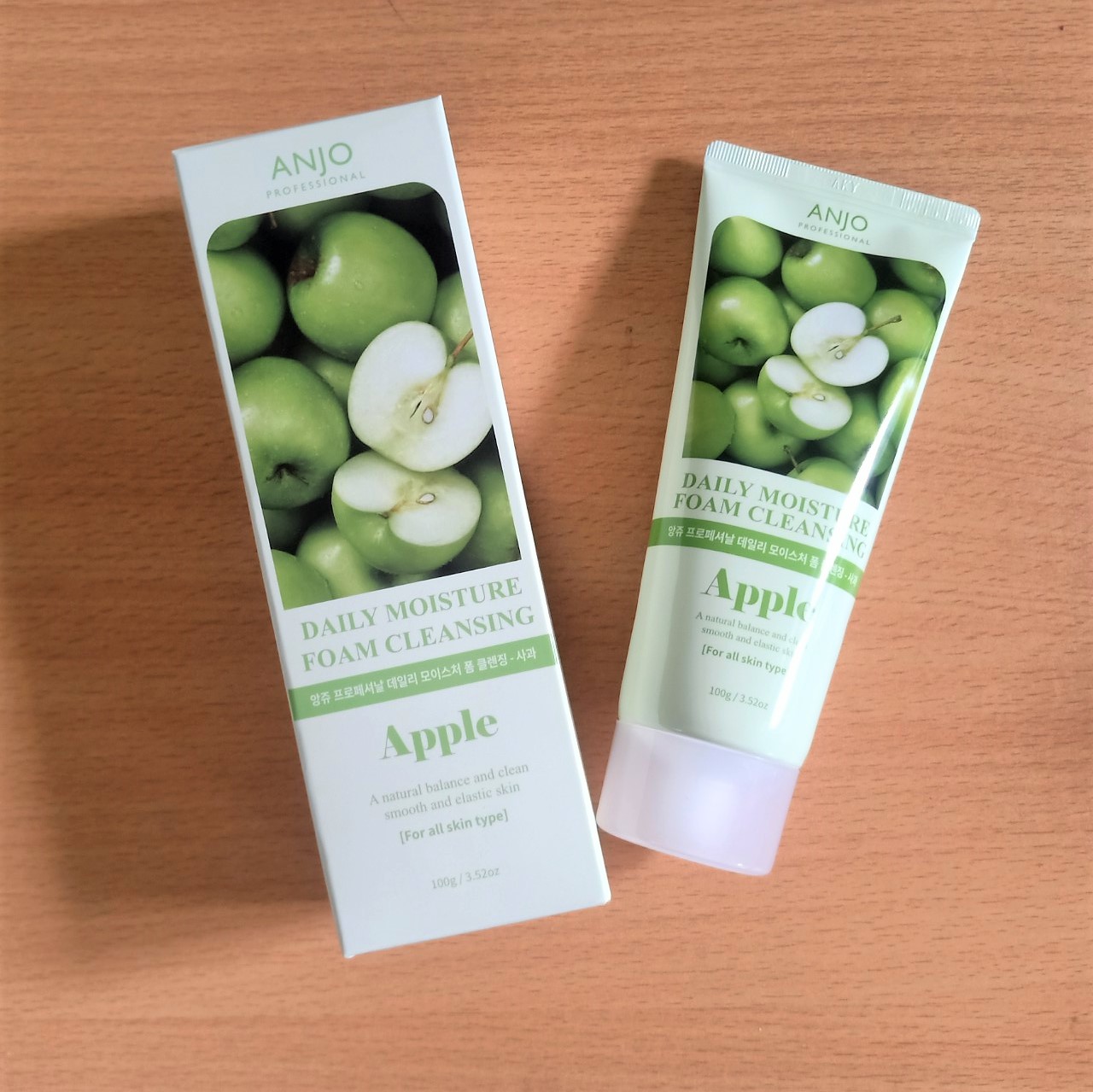 SỮA RỬA MẶT HÀN QUỐC HƯƠNG TÁO ANJO SỮA PROFESSIONAL DAILY MOISTURE FOAM CLEANSING APPLE 100g
