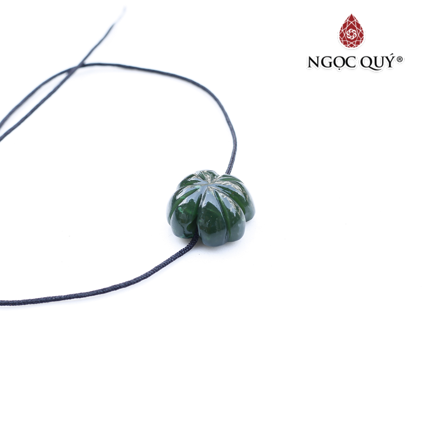 Mặt dây chuyền cỏ 4 lá ngọc bích nephrite 15x15x8mm mệnh hỏa, mộc - Ngọc Quý Gemstones