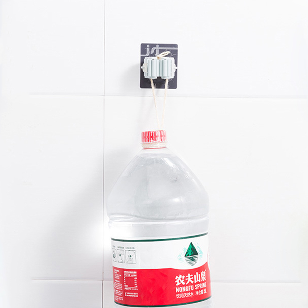 Dụng cụ dán tường treo chổi, cây lau nhà, dụng cụ nhà bếp chịu lực 5kg - Giao màu ngẫu nhiên
