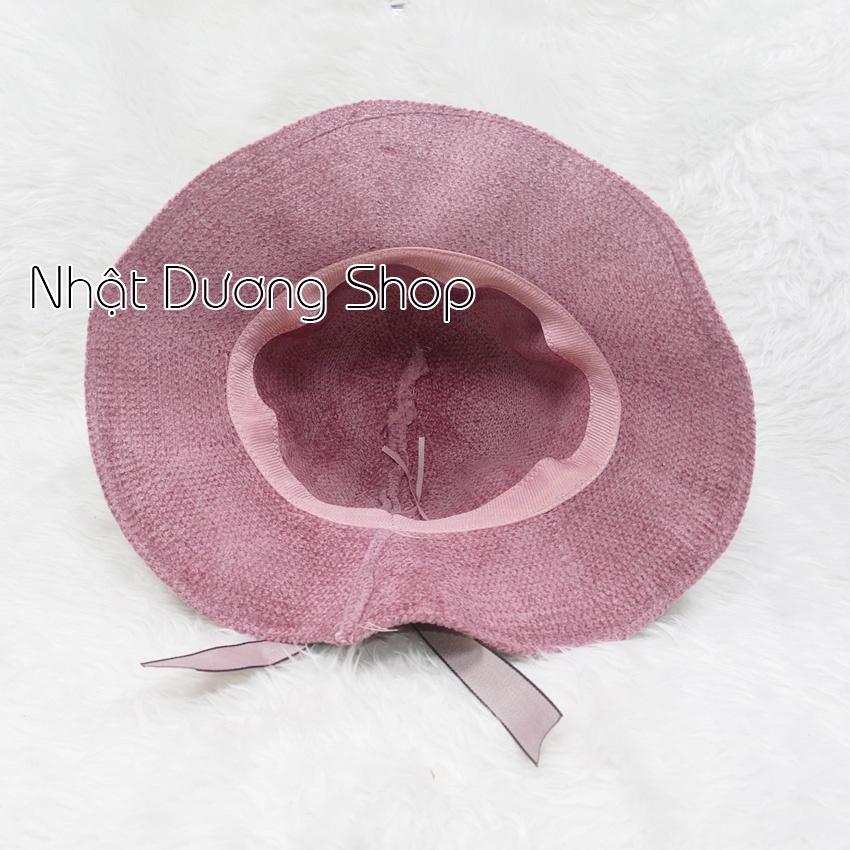 Nón Bo vành gợn sóng gắn nơ có chữ M, vành rộng 8cm phù hợp cho các bạn nữ đi chơi du lịch, chất lượng cao cấp.