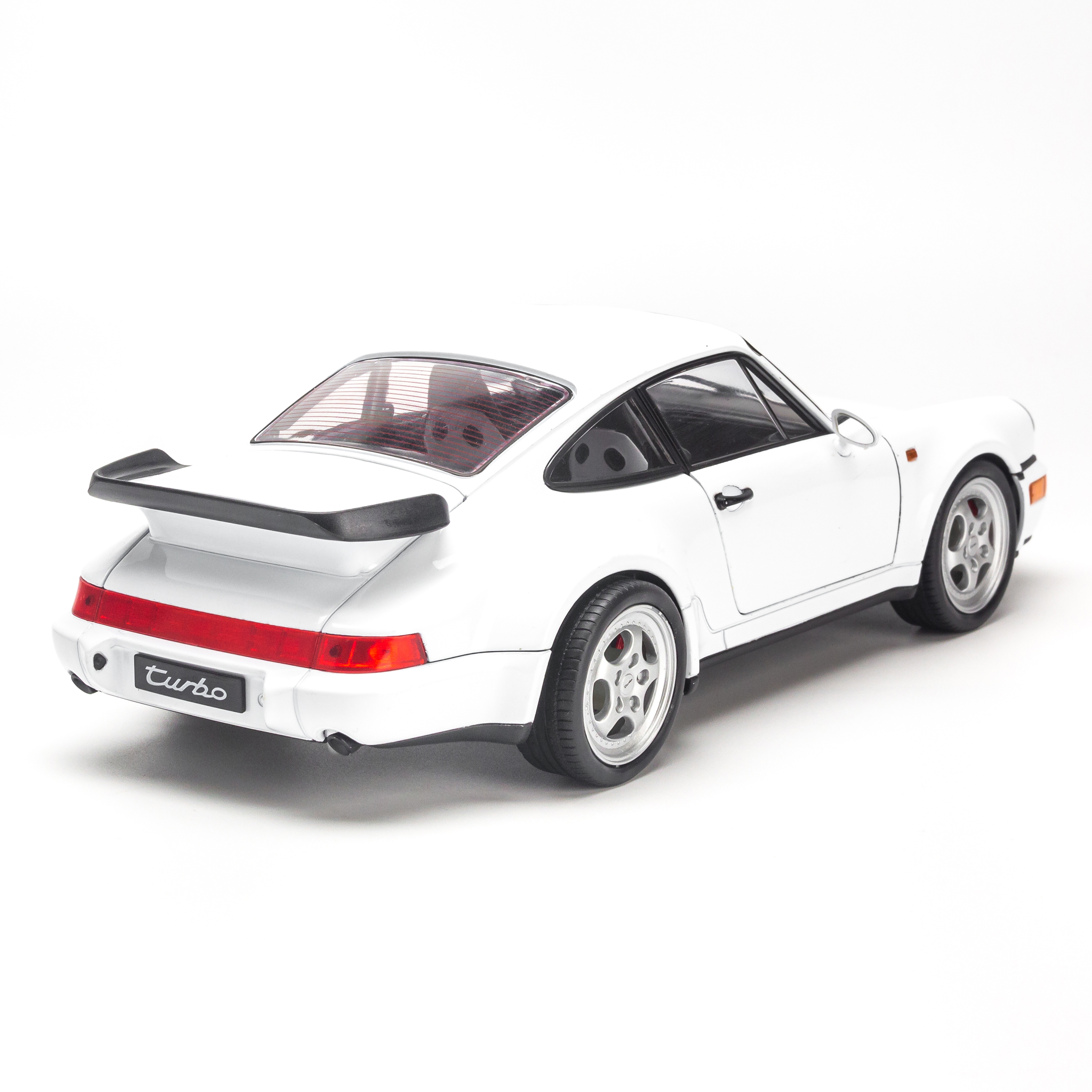 Mô hình xe Porsche 964 Turbo 1:18 Welly- 18026W