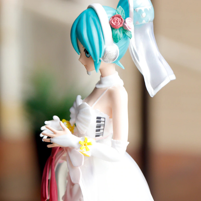 Mô Hình Hatsune Miku White Dress - Cao 26cm