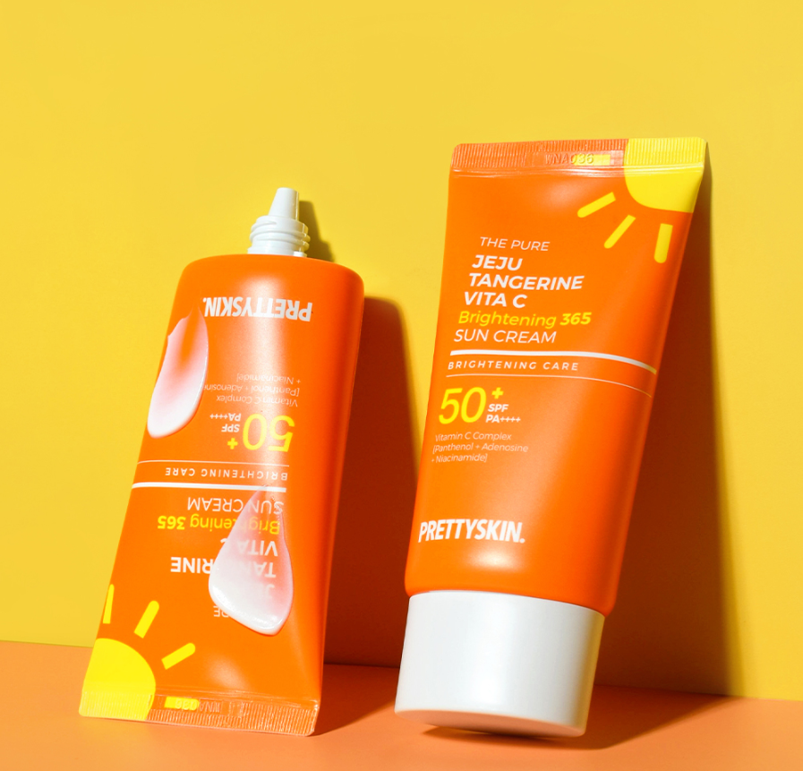 Kem chống nắng vita C quýt đỏ The Pure Jeju Vita C Brightening 365 Sun Cream Prettyskin 50ml