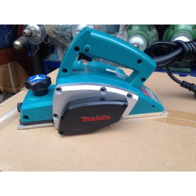 MÁY BÀO GỖ MAKITA N1900B