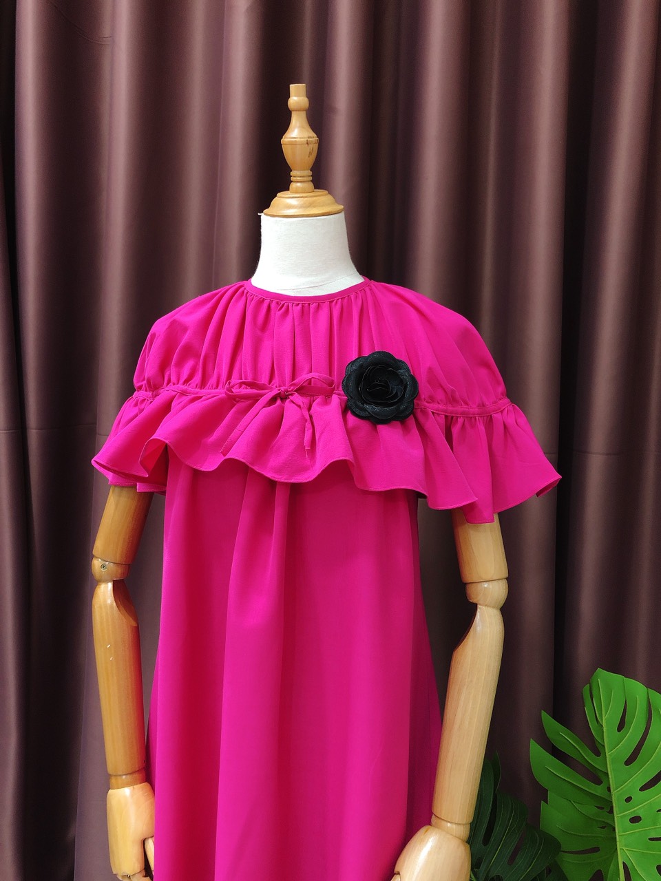 Đầm maxi nhún bèo kèm hoa cài Napubee - đầm suông - váy maxi đi biển - váy thiết kế dự tiệc, dạo phố HELENA DRESS