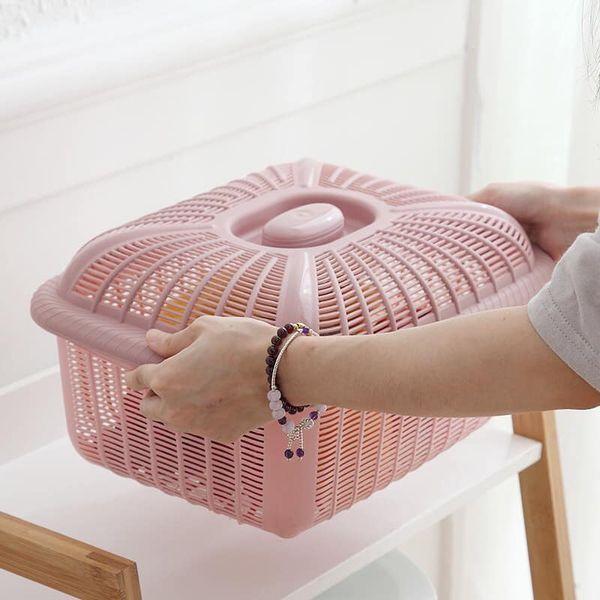 RỔ VUÔNG CÓ NẮP ĐẬY ĐỰNG ĐỒ ĂN , BÁT ĐŨA , HOA QUẢ.. VỆ SINH AN TOÀN CHỐNG CÔN TRÙNG , CÓ KHE THOÁT NƯỚC CỰC TIỆN LỢI
