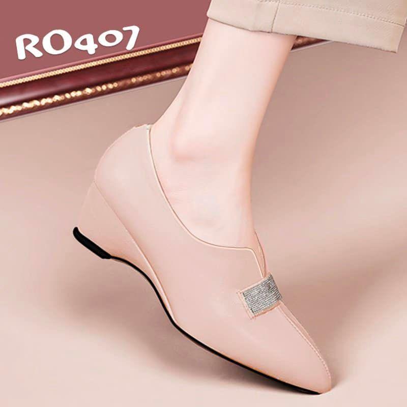 Giày cao gót nữ đẹp đế vuông 2 phân hàng hiệu rosata màu nâu ro407 - HÀNG VIỆT NAM CHẤT LƯỢNG QUỐC TẾ